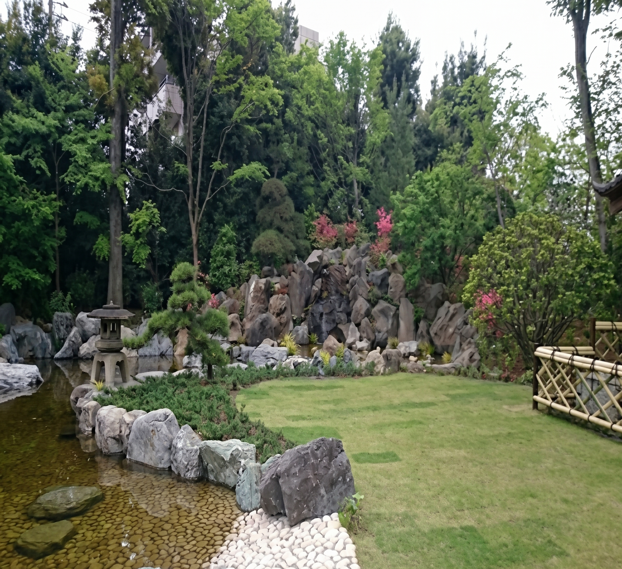 観泉寺庭園 — 大幸緑化の施工